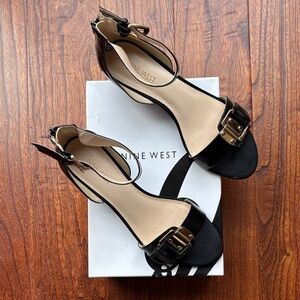 Nine West Varsha Black Leather Ankle Strap Buckled Back Zip Wedge Sandals | 9.5M
